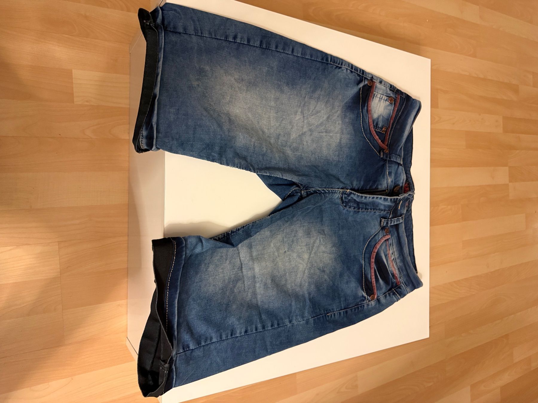 Pantaloni: Kurze Hose – Usato da Suhr venduto da sel_w2yg 3
