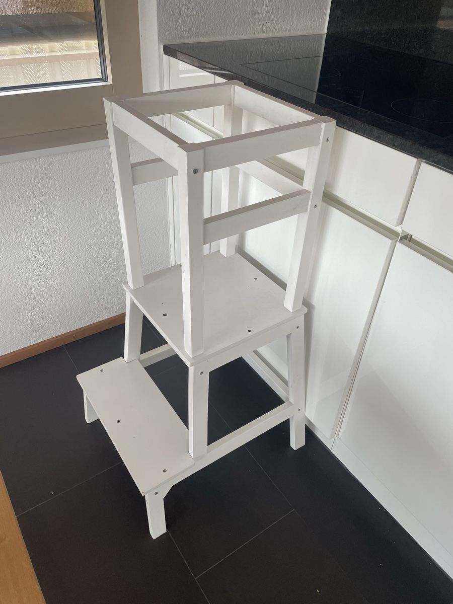 Hochstühle: Lernturm / Stehrahmen weiss – Gebraucht aus Wetzikon ZH von saubi12