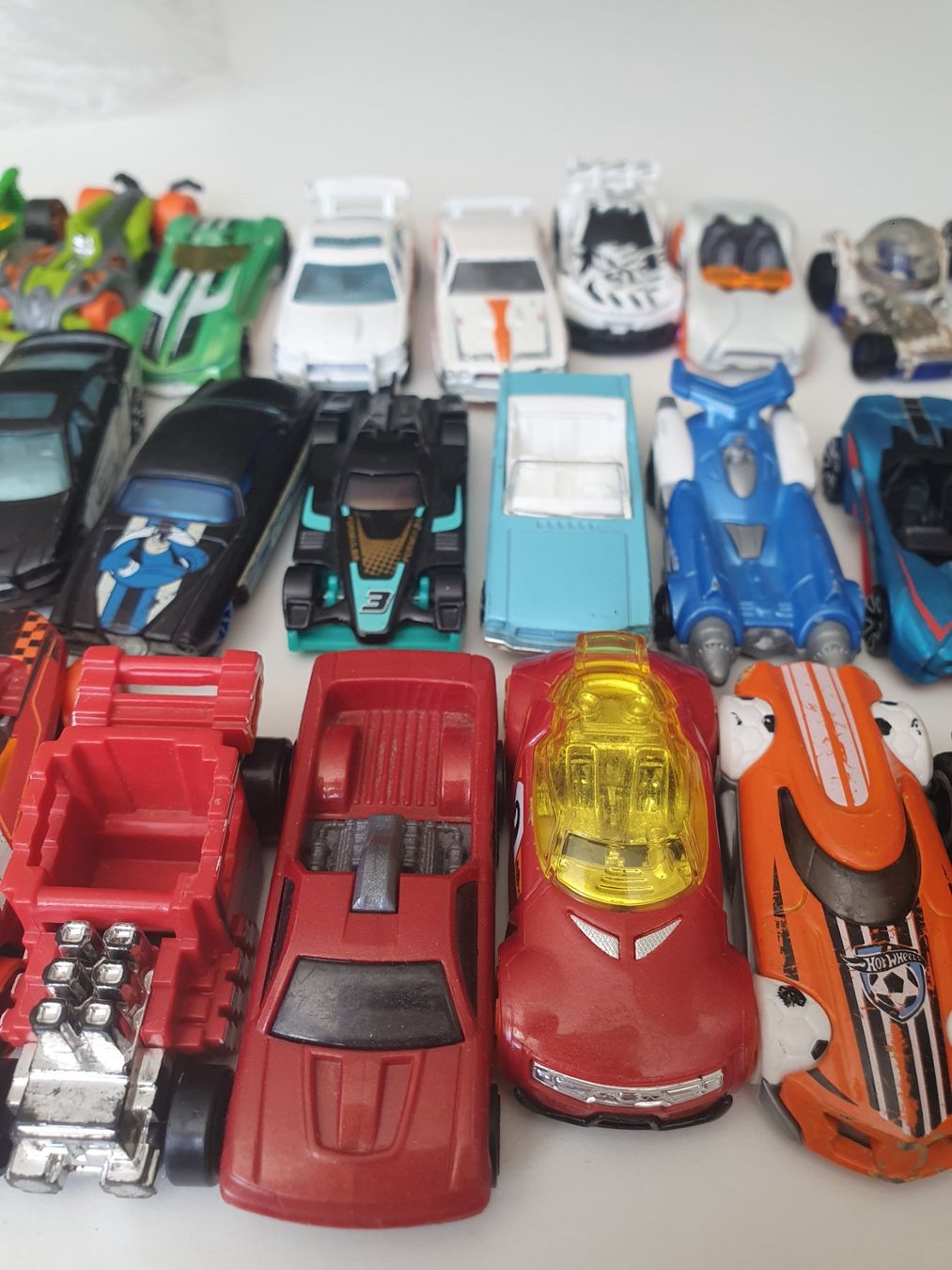 Giocattoli: Hot Wheels Autos Sammlung - Viele Modelle! – Usato da Schinznach-Bad venduto da SiljaLoi 2