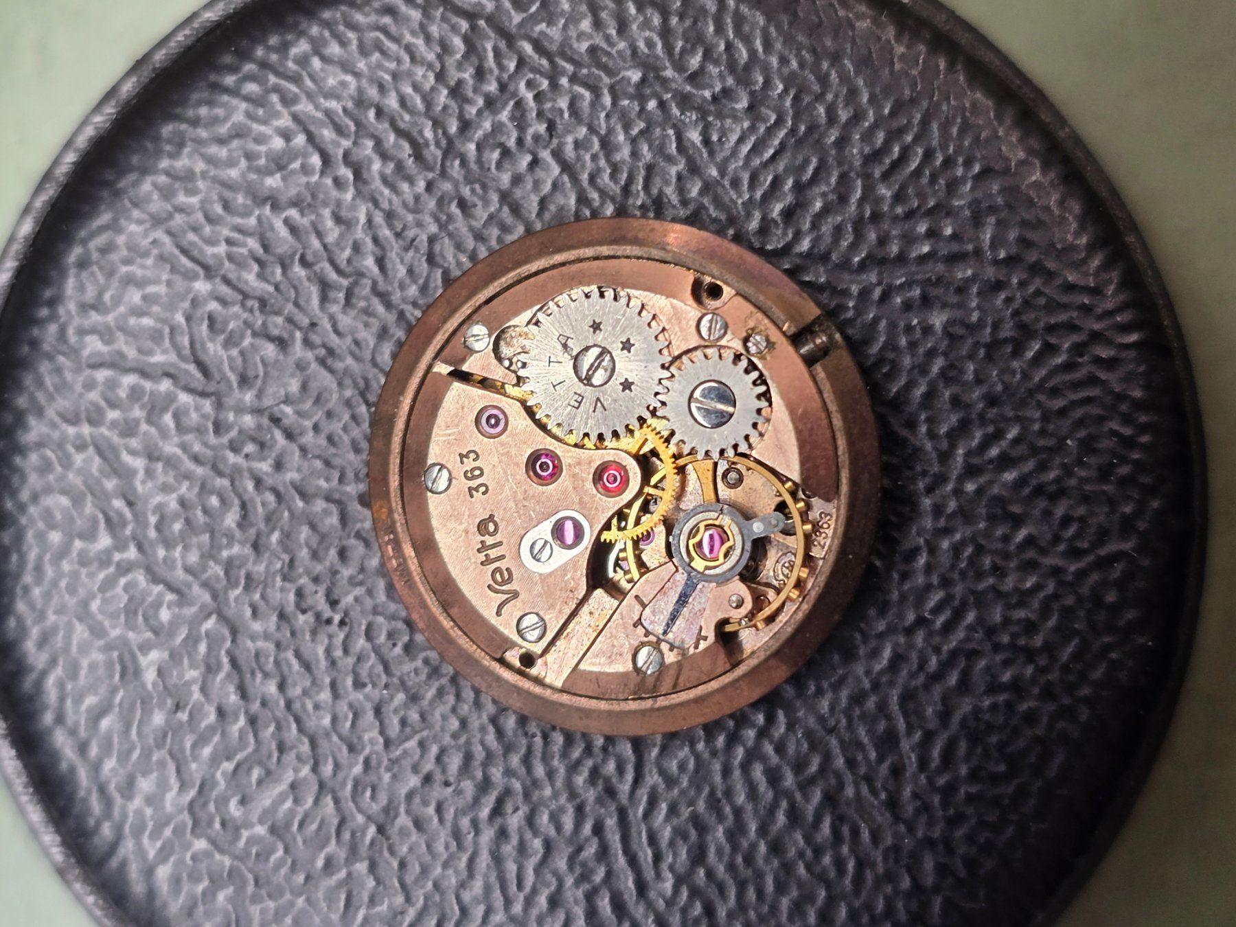 Eta Orologi: Mouvement ETA 2363 – Difettoso da Tramelan venduto da Nirdan 1