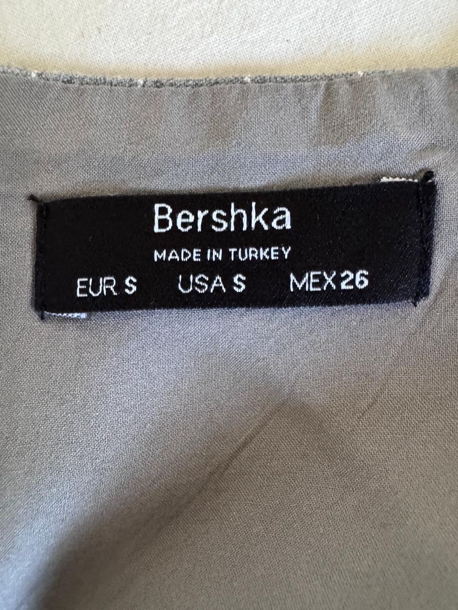 Bershka Top: Haut BERSHKA  – Nuovo (secondo la descrizione) da Courroux venduto da mar_7yjh 1