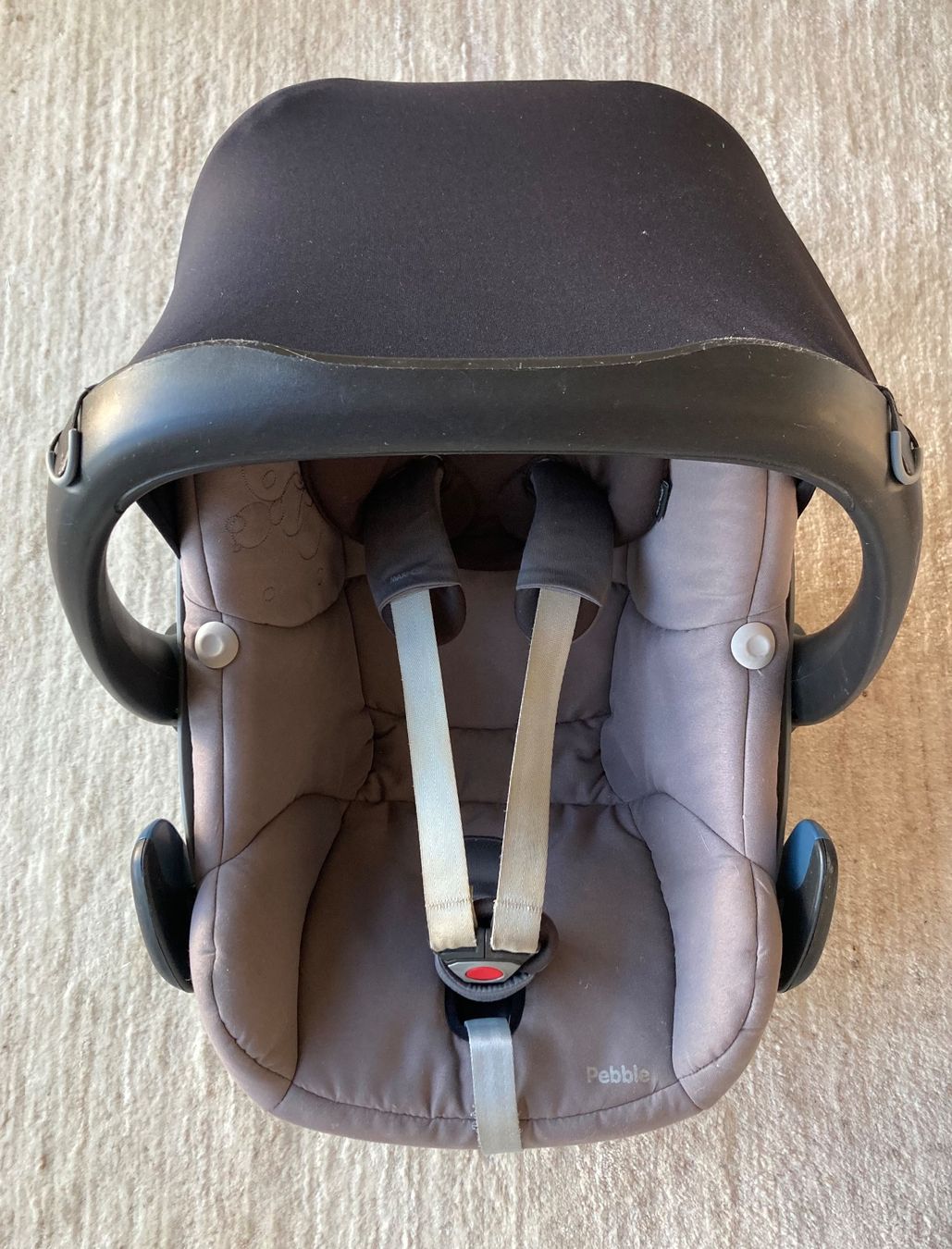 Maxi-Cosi Seggiolini per auto: Maxi-cosi & Isofix-Station – Usato da Liestal venduto da pr03 5