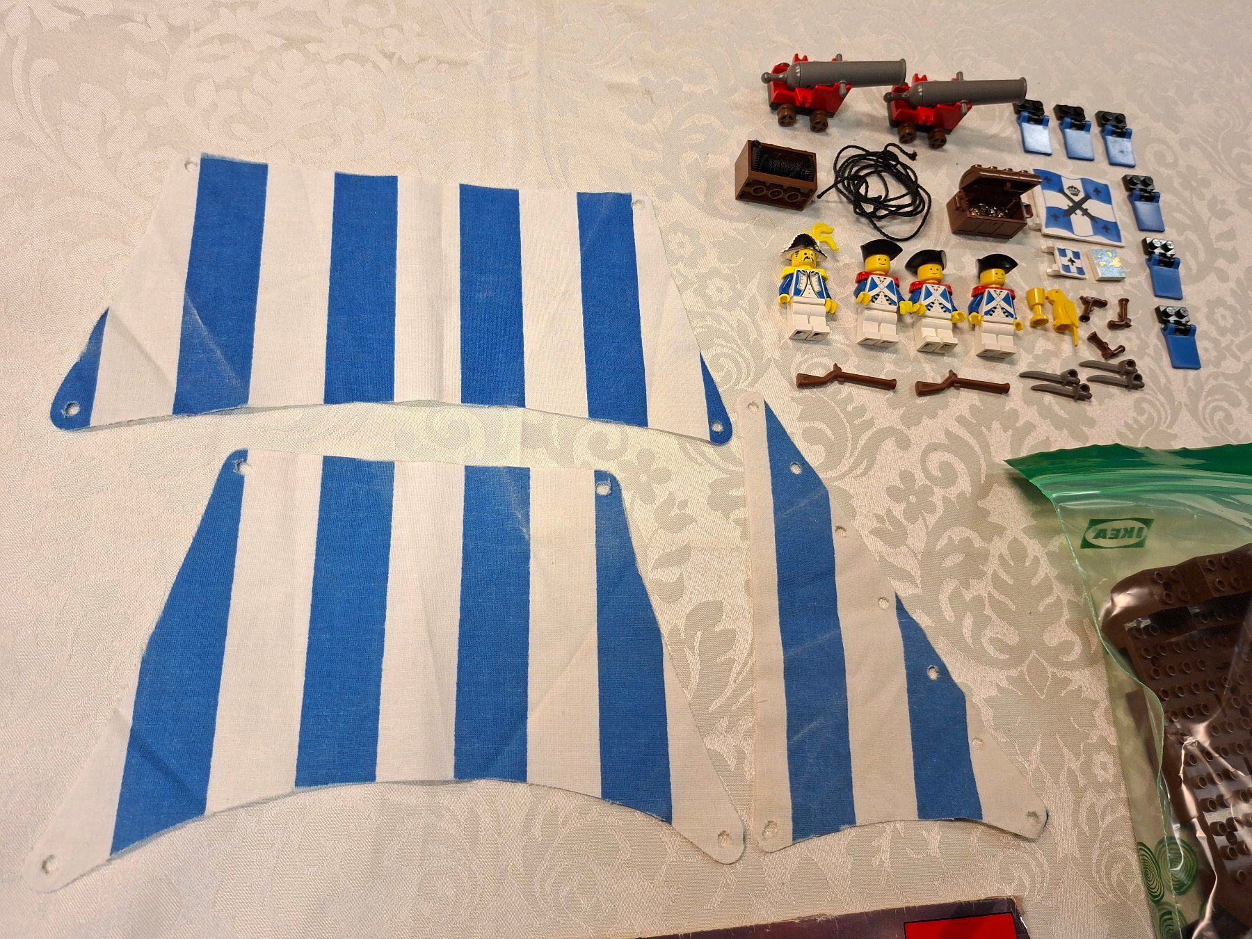 Lego Spielzeuge: Lego 6274 Pirates Caribbean Clipper – Gebraucht aus Sils im Domleschg von AMAG_AUDI_ZH 3
