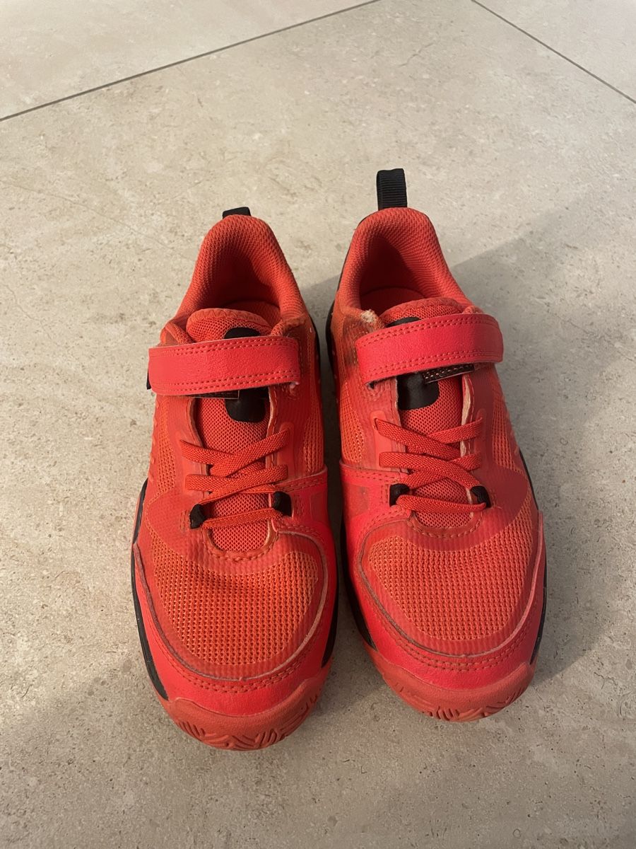 Scarpe da uomo: Tennisschuhe gr.34 Decathlon Artengo – Usato da Steinhausen venduto da ani_k6nx 2