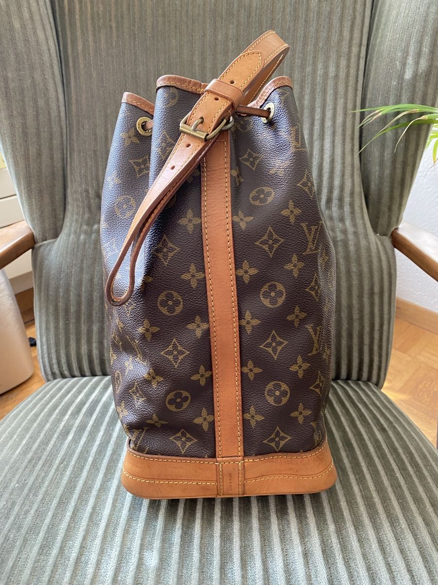 Louis Vuitton Sacs: Louis Vuitton Grand Sac Noé Monogram – D'occasion à Matten b. Interl par ulrichh 3