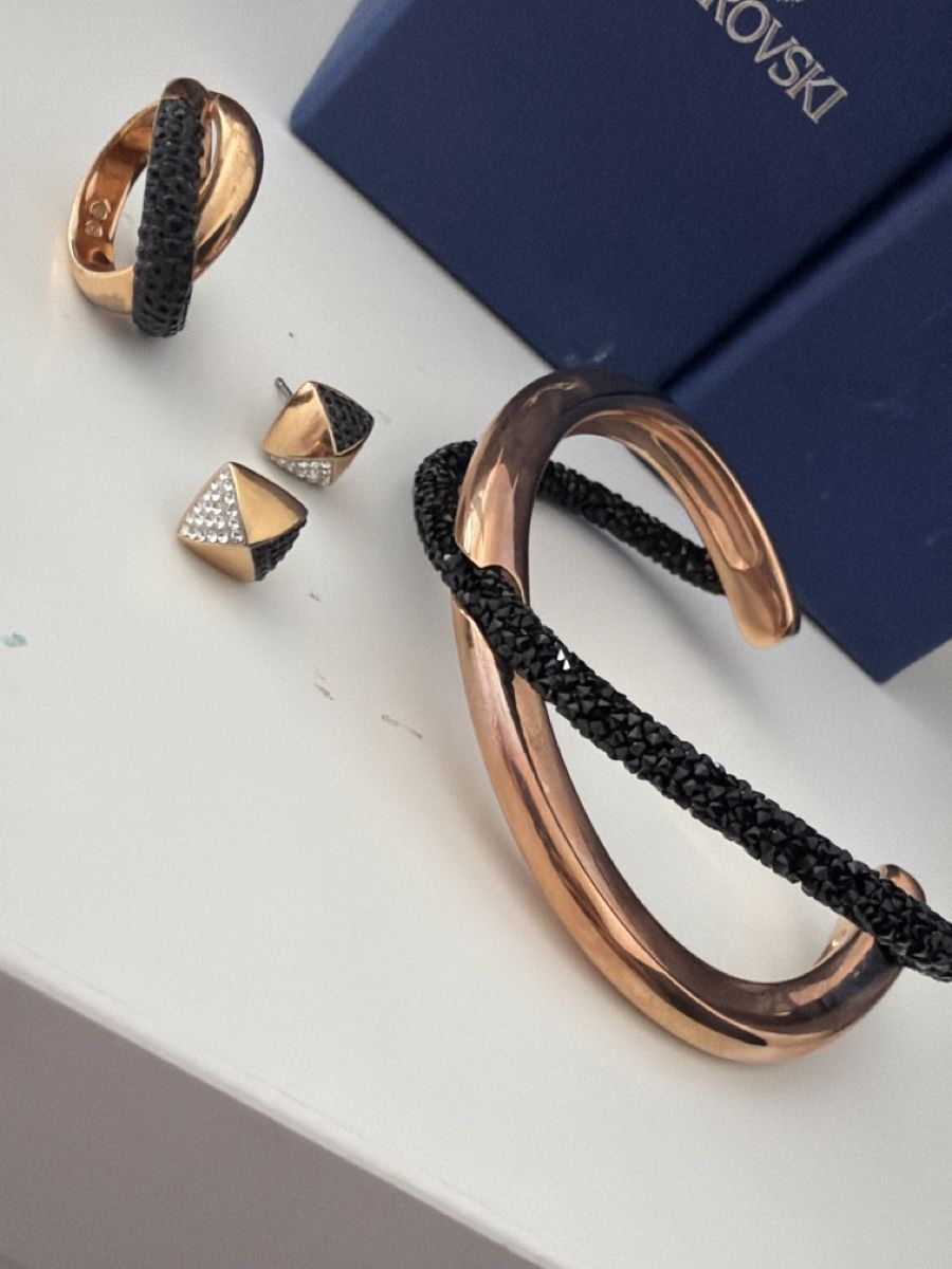 Swarovski Altri gioielli: Swarovski Set – Nuovo (secondo la descrizione) da Siebnen venduto da gen_z7vd 2