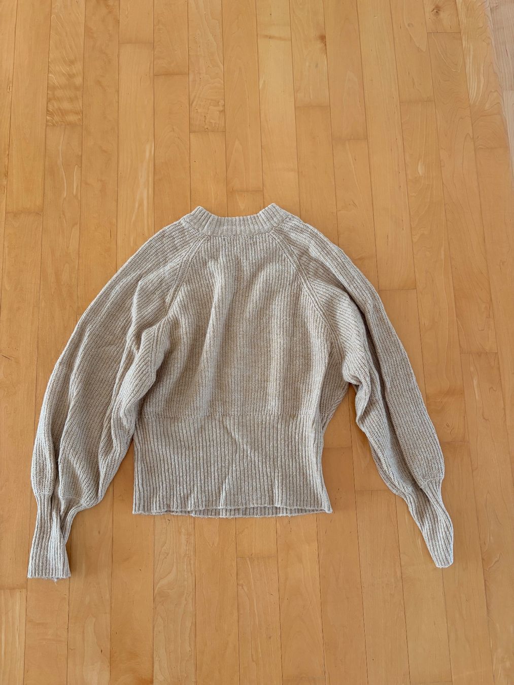Maglioni & Felpe: Beiger Pullover ginatricot – Usato da Urdorf venduto da roses202 1