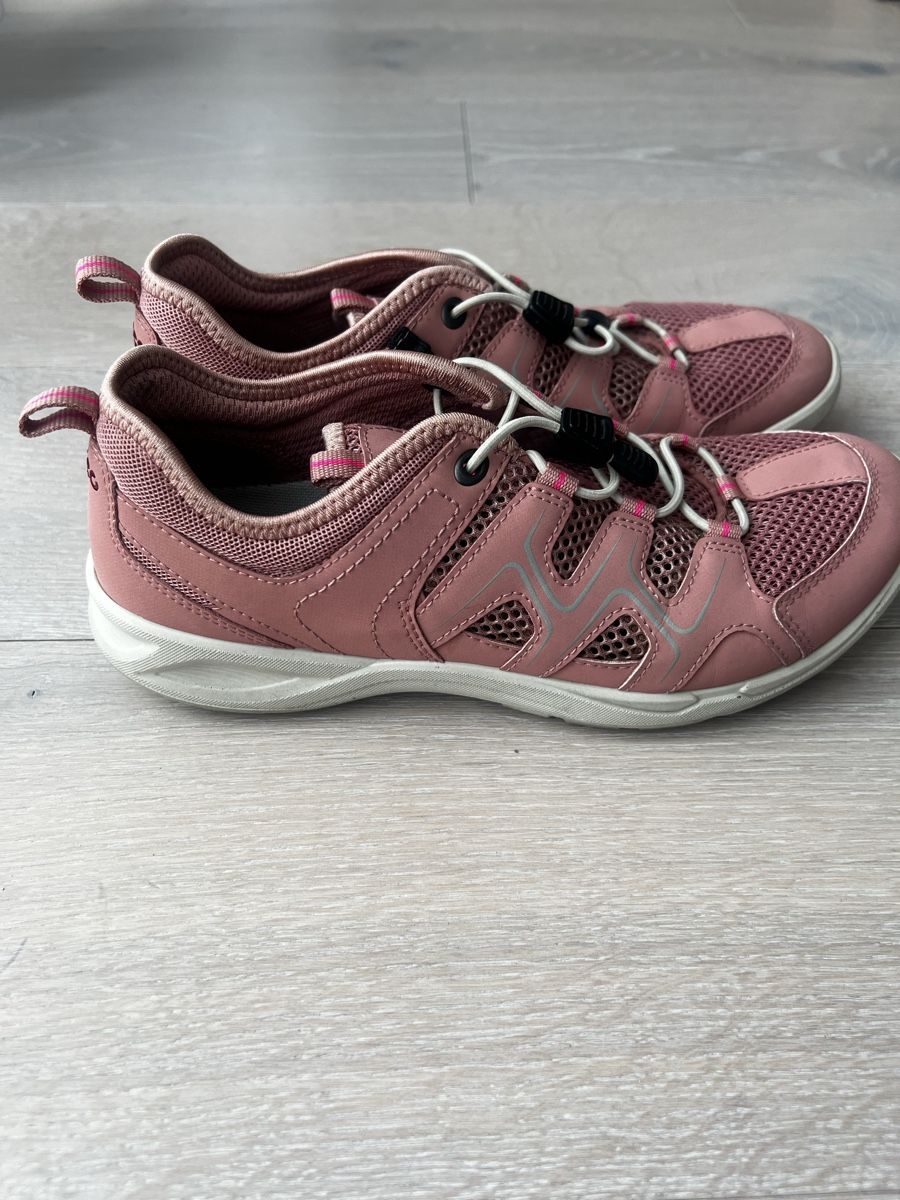Ecco Damenschuhe: ECCO Damen-Wanderschuhe in Rosa Größe 37 – Neu (gemäss Beschreibung) aus Frick von bla_zt9f 1