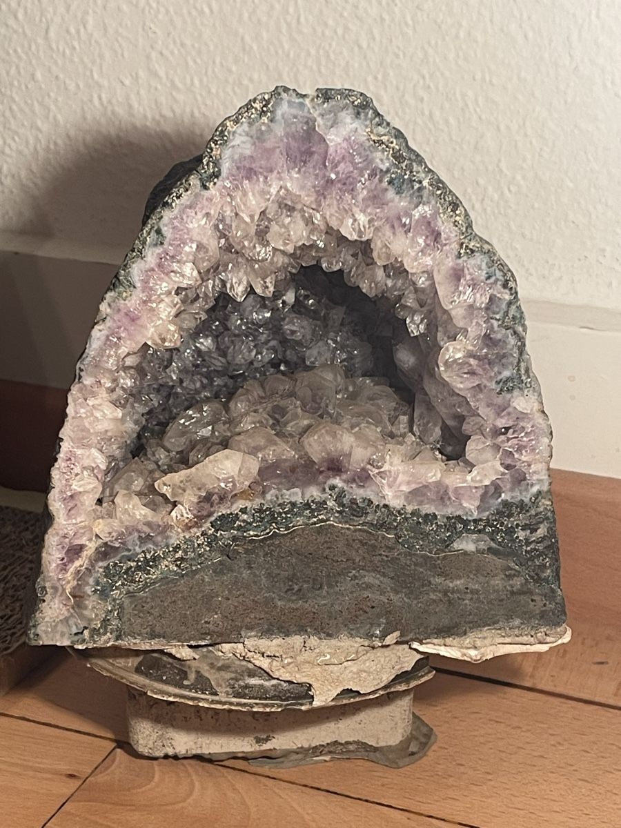 Mineralien & Heilsteine: Wunderschöne Amethyst Geode – Gebraucht aus Zürich von Hamaster 5