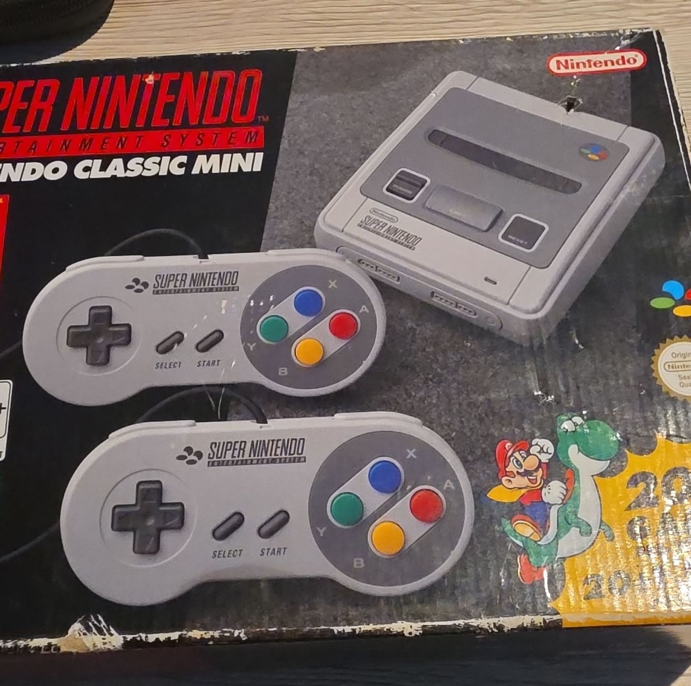 Nintendo Konsolen: Nintendo SNES Classic Mini mit 3 Controller  – Gebraucht aus Rothenburg von Egzon_beqiri