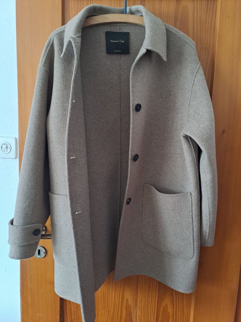 Massimo Dutti Mäntel: Kurzmantel / Jacke Massimo Dutti – Gebraucht aus Engelberg von ollinseaotter 4