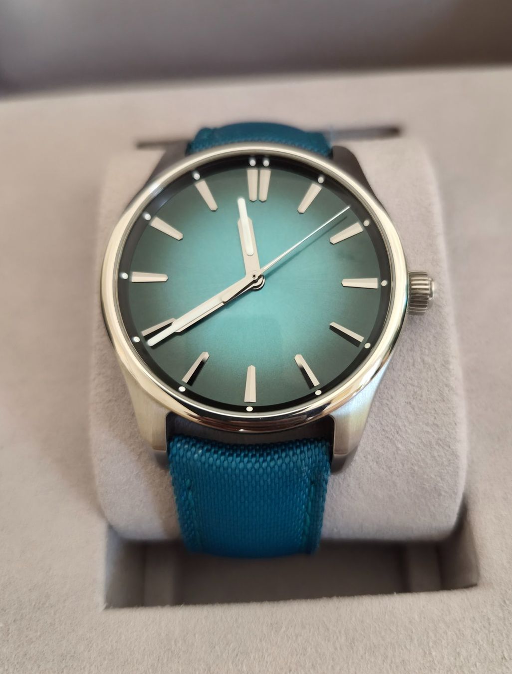 H.Moser & Cie Montres: H. Moser & Cie Pioneer – D'occasion à Cologny par mickeus1 1