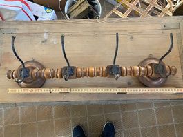 Alte holzige gedrechselte Garderobe Hacken Manten Jacken