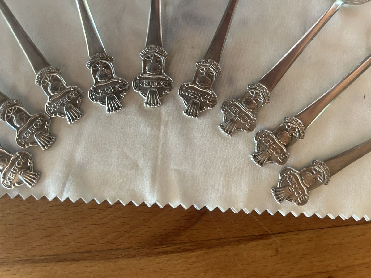 Cucchiai: 9 cuillères à café Rolex – Nuovo (secondo la descrizione) da La Neuveville venduto da Santiago04 1