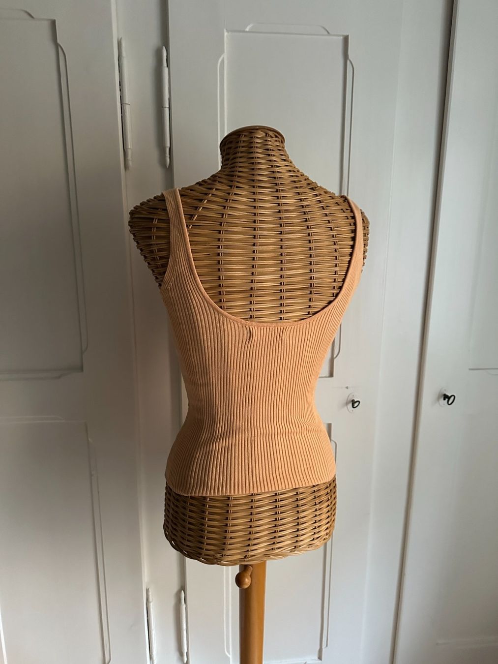 Mango Top: MANGO - Top apricot XS – Usato da Zürich venduto da Diazaio 2