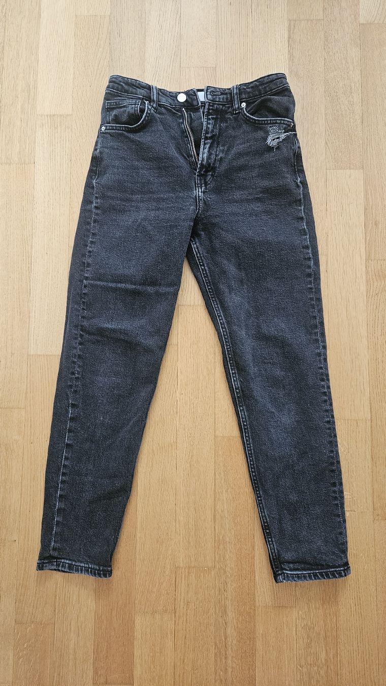 Bershka Jeans: Bershka Jeans Slim Mom Gr. 36 – Usato da Wetzikon ZH venduto da ELIVNE