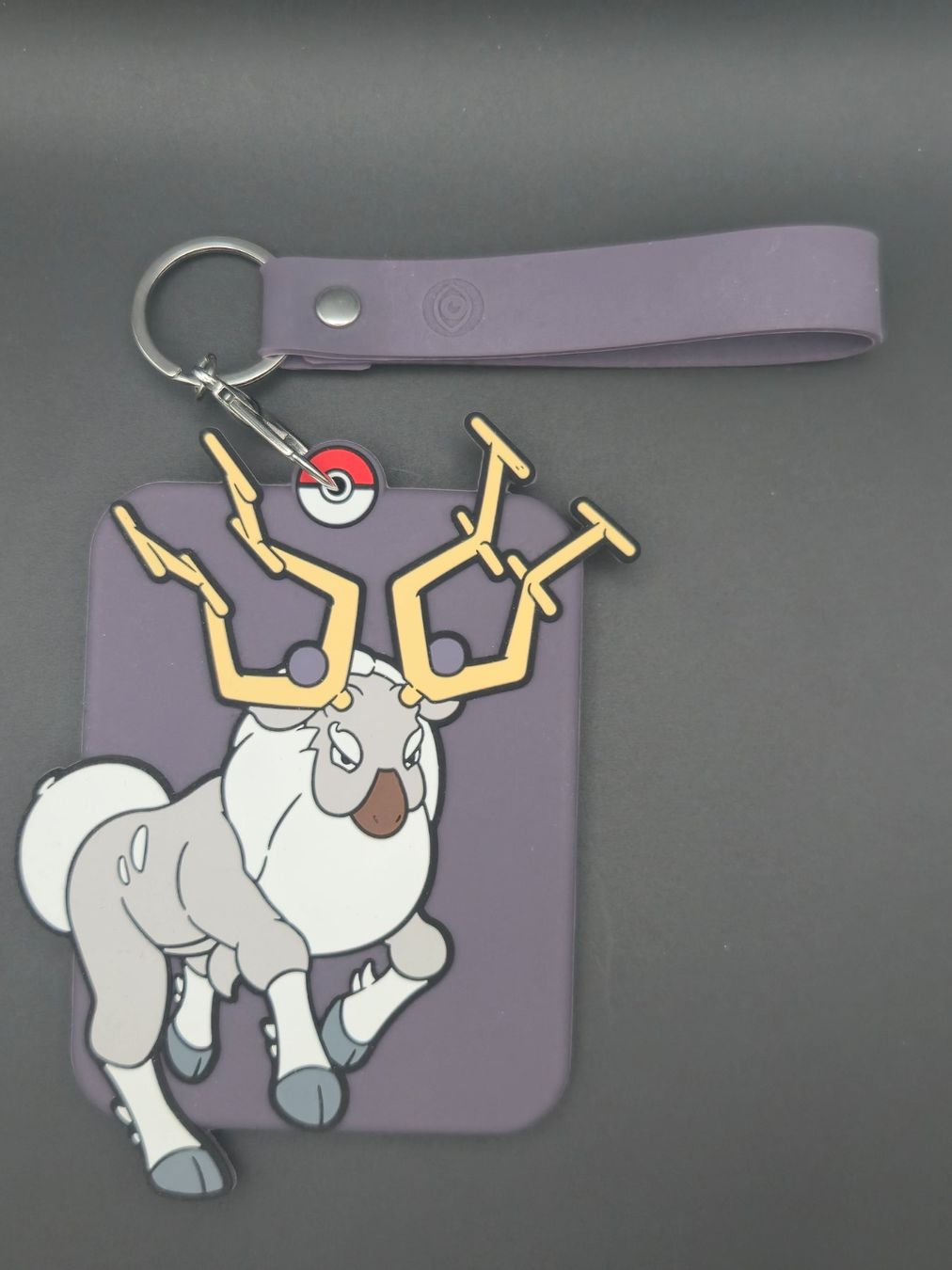 Pokémon Schlüsselanhänger & - bänder: Stantler Kartenhalter / Pokémon Schlüsselanhänger – Neu (gemäss Beschreibung) aus Siebnen von 102trades