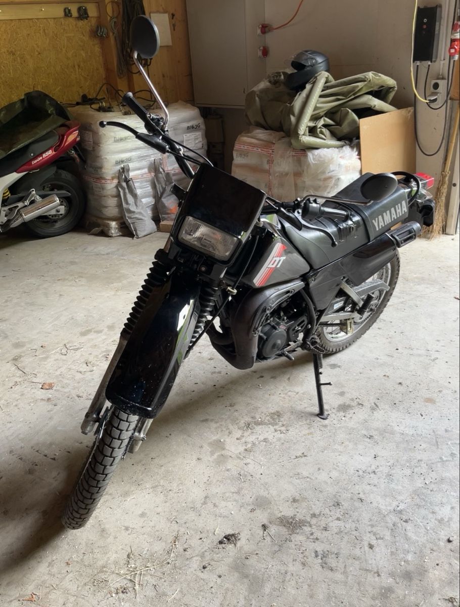 Yamaha Enduro: Yamaha Dt 125 10V – Usato da Sisikon venduto da geler