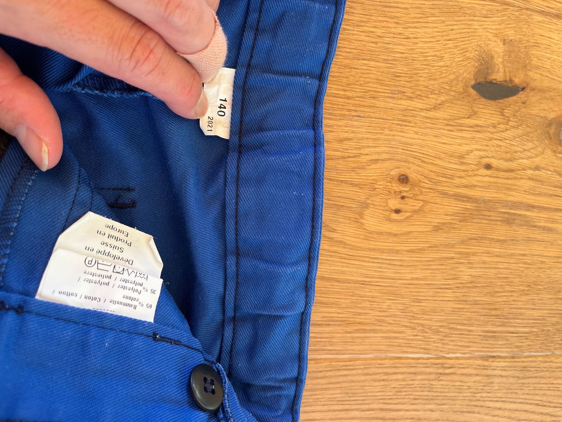 Pantaloni: Arbeitshose 140 – Usato da Balmberg venduto da Berglihof 2