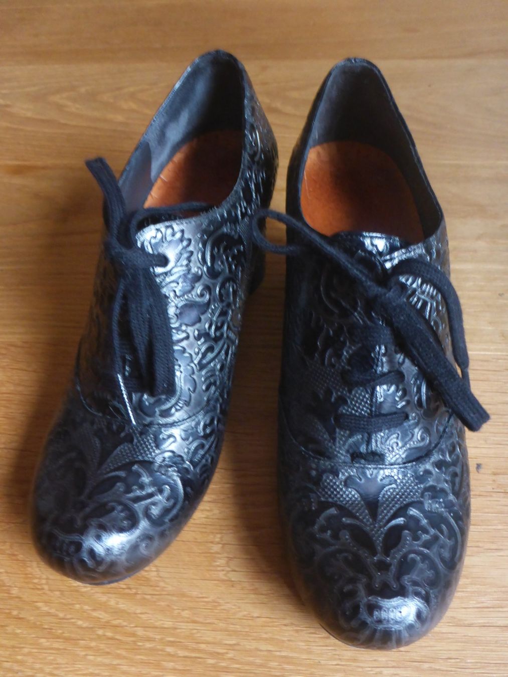 Chie Mihara Scarpe da donna: CHIE MIHARA Traumschuhe - Gr. 38 – Usato da Balzers venduto da silviahuaraz 3