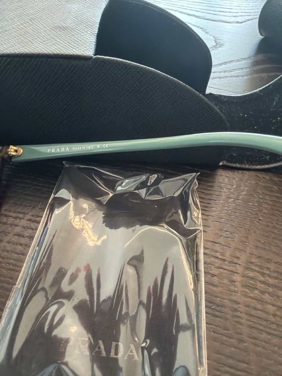Prada Lunettes & Verres: Prada Sunglasses Brown Tortoiseshell Mint Green Frame – D'occasion à Baden par apputora 2