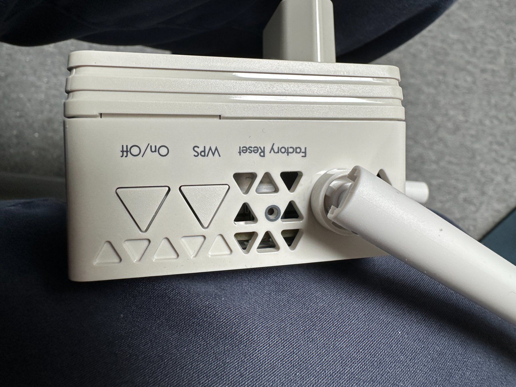 Amplificatori: WiFi Verstärker – Usato da Laupen ZH venduto da Mcafi02 4