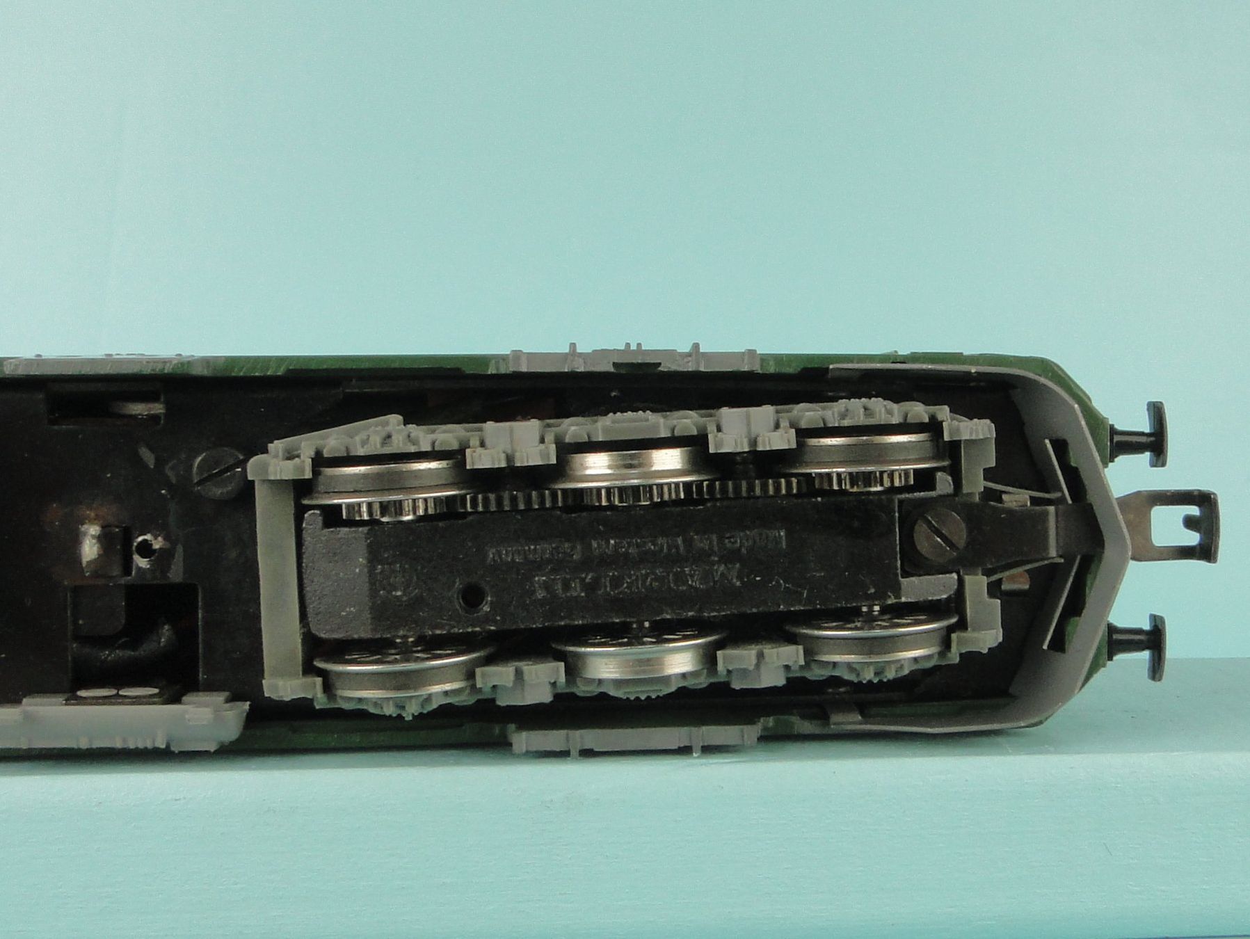 Märklin Modellini di ferrovie: Märklin 3050  SBB Ae 6/6, Gleichstrom – Usato da Bülach venduto da cann11 3