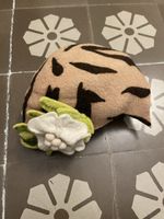 Schicker Damenhut Filzhut Gr. 57 beige braun gestreift Blume