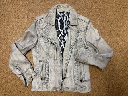 Damen Lederjacke Grösse M Used Look mit Leo Print