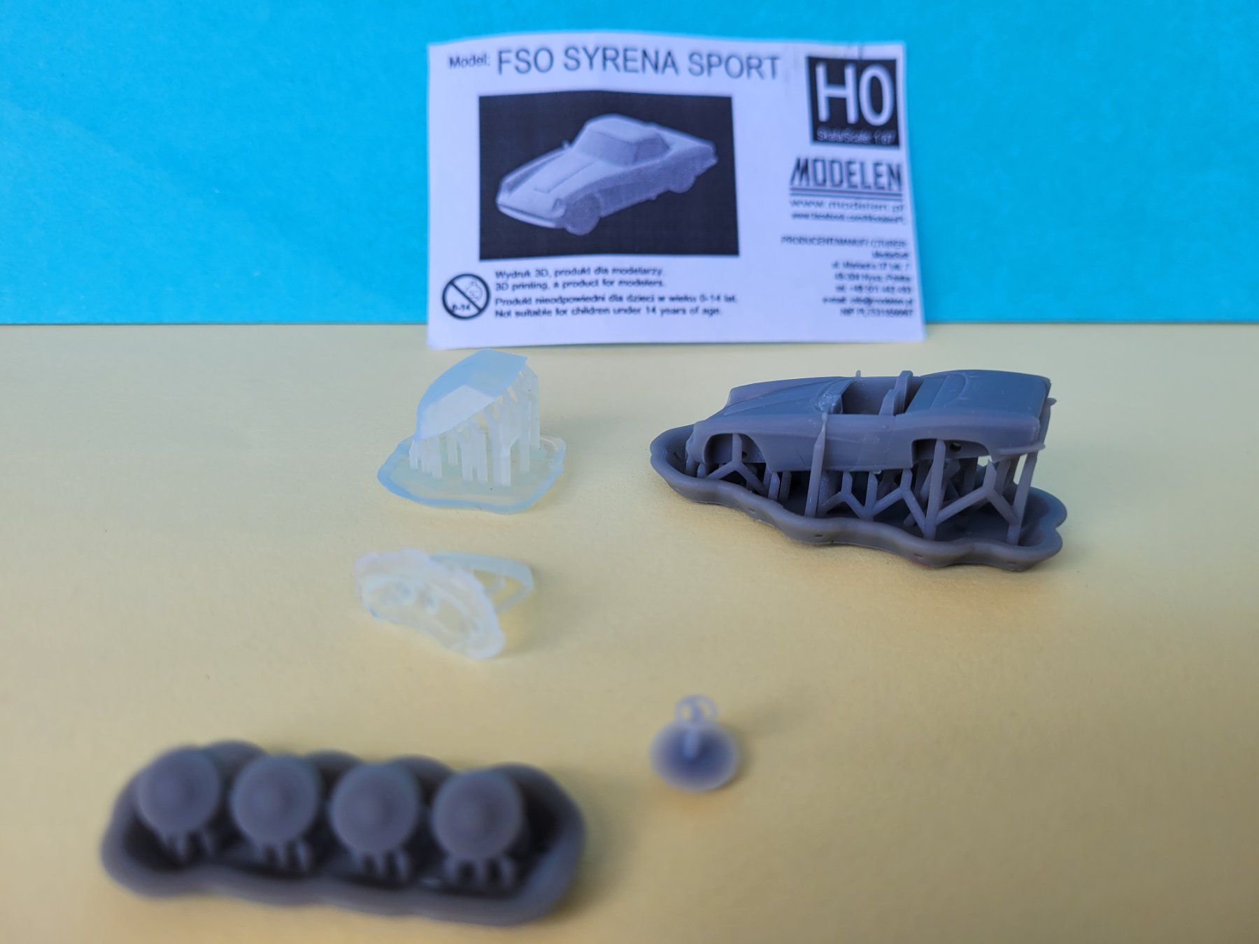 Modellini d'auto: FSO Syrena Sport kit Modelen.PL 1:87 H0 – Nuovo e nell'imballaggio originale da Domdidier venduto da Bimbo57