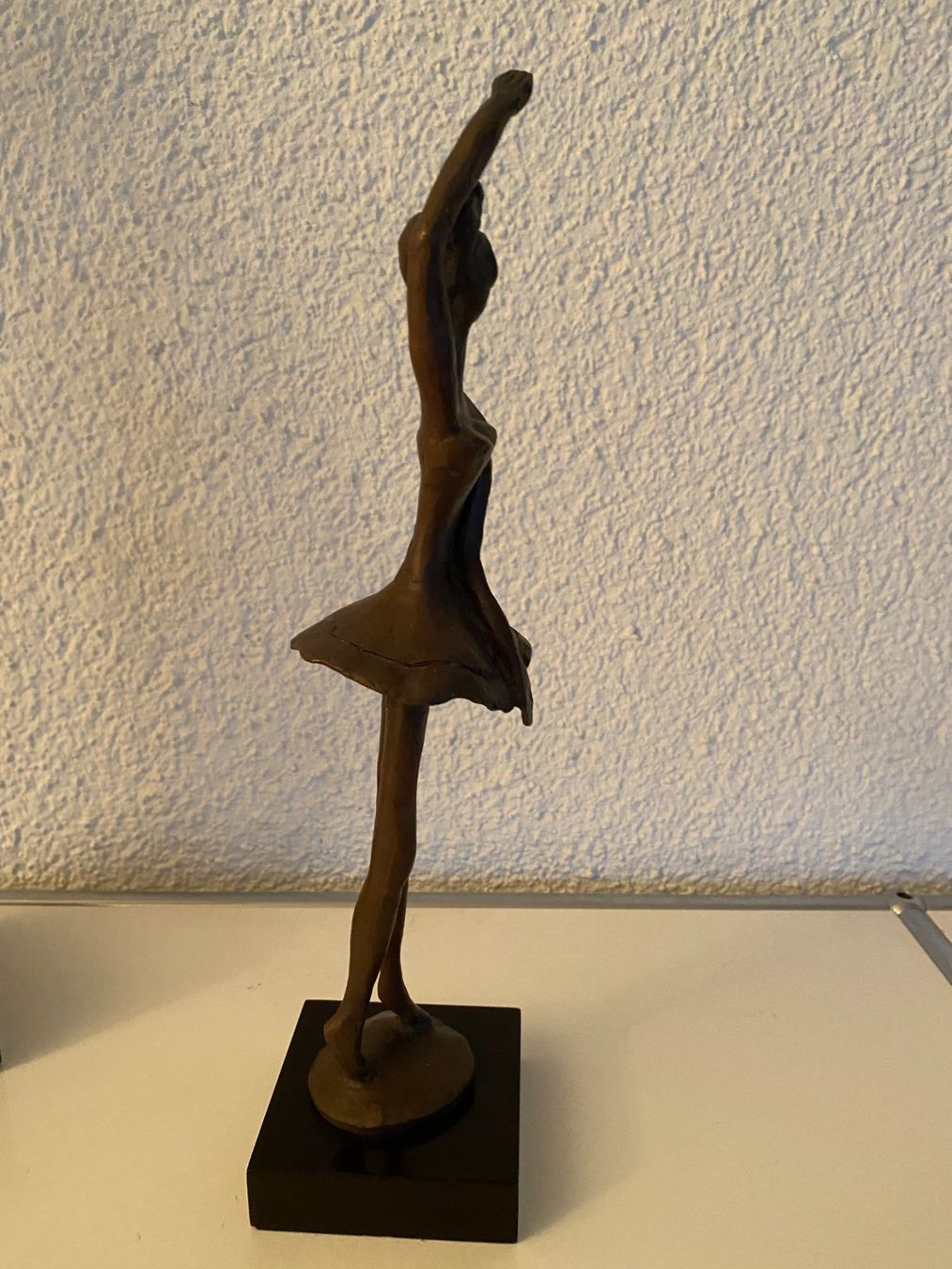 Skulpturen & Statuen: Bronze, Tänzerin Abstrakt, monogrammiert J.A. – Gebraucht aus Zürich von eileenchen1 1