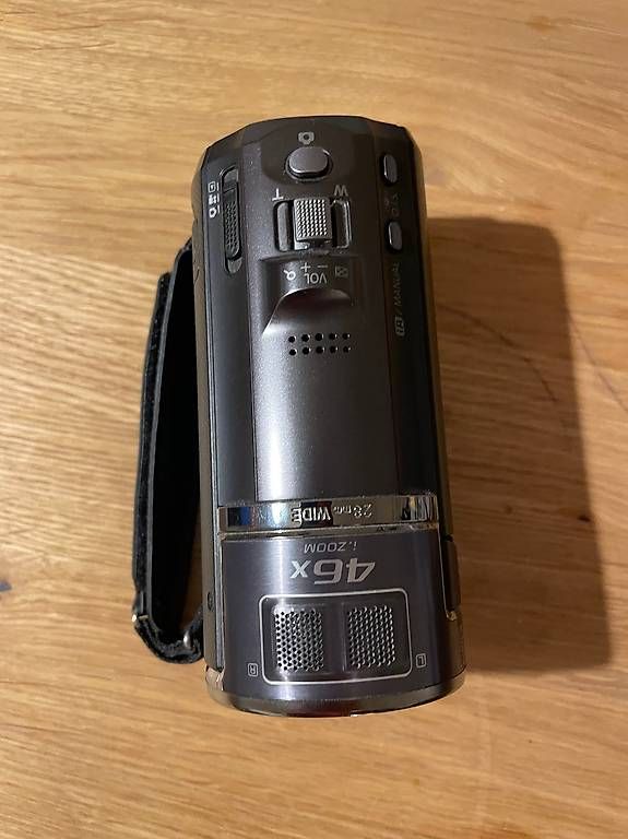 Panasonic Videocamere: Panasonic HC-V707 Videokamera – Usato da Zürich venduto da tereesa 2