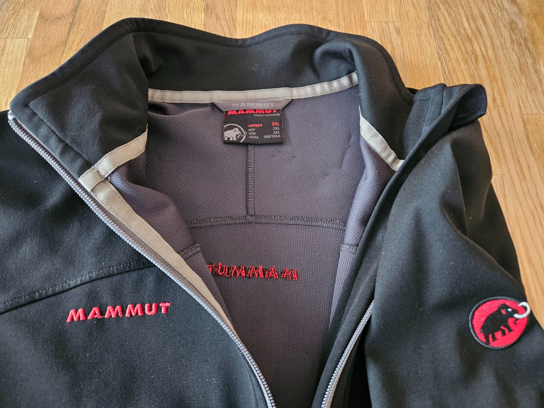 Mammut Jacken: Mammut, Soft Tech Jacke schwarz, leicht + flexibel, Top-Occ. – Gebraucht aus Einsiedeln von Salusa 8