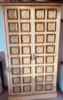 Wunderschöner antiker Kleiderschrank