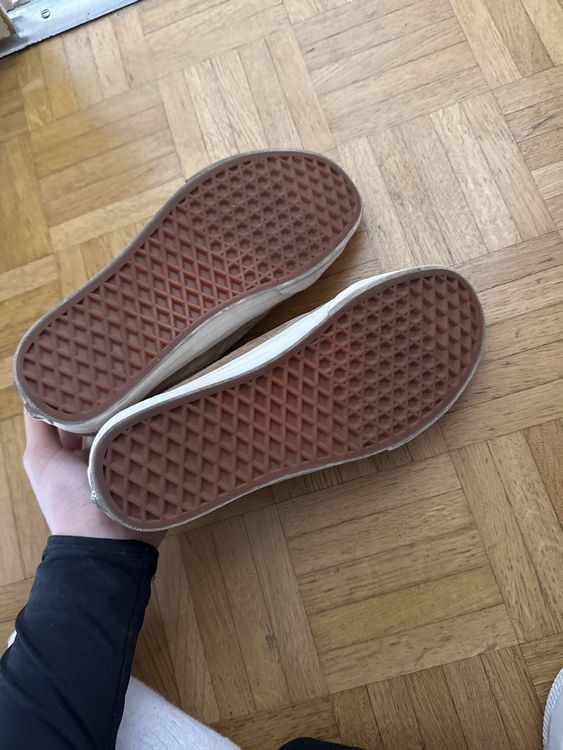 Vans Scarpe da donna: Vans Old Skool scamosciate marrone chiaro – Usato da Locarno venduto da nic_7xb2 3