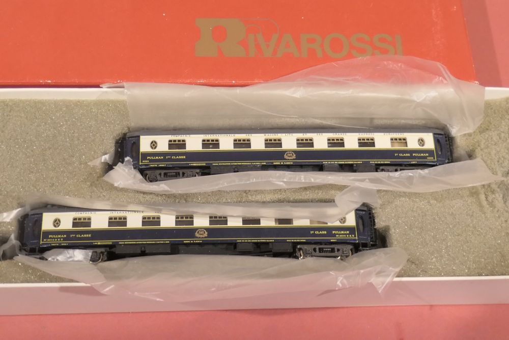 Rivarossi Wagen-Set mit 2 Pullman-Salon-Wagen Flèche d'Or (Gebraucht