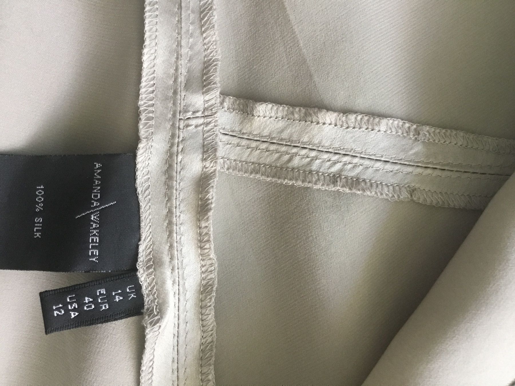 Vestiti: Amanda Wakeley London silk dress – Nuovo (secondo la descrizione) da Basel venduto da 18Inspiration 5
