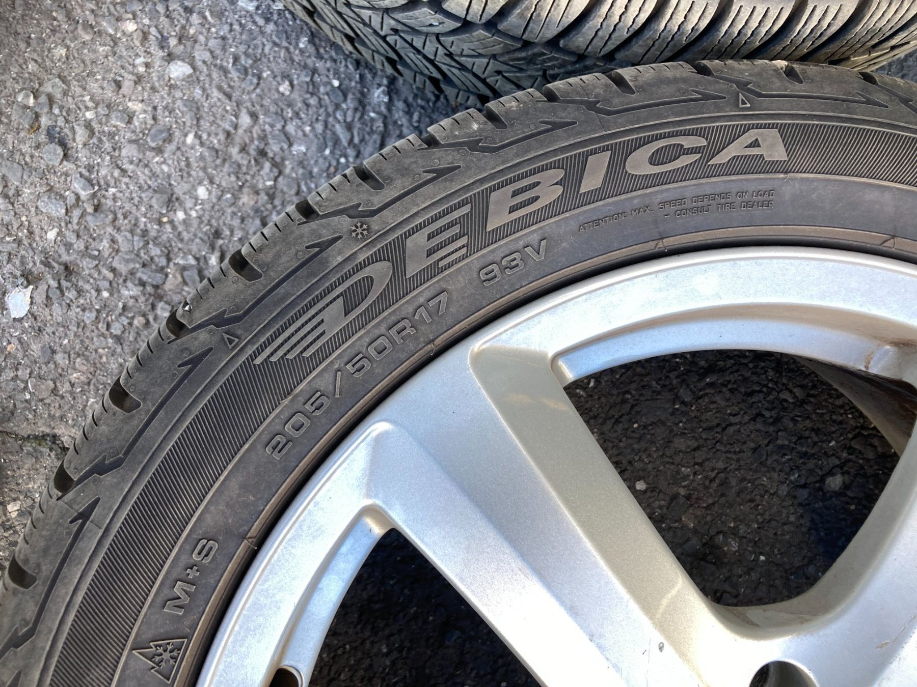 Audi Pneumatici & Ruote complete: Audi A3 Winterräder 205/50R17 – Usato da Cham venduto da WB2223 6