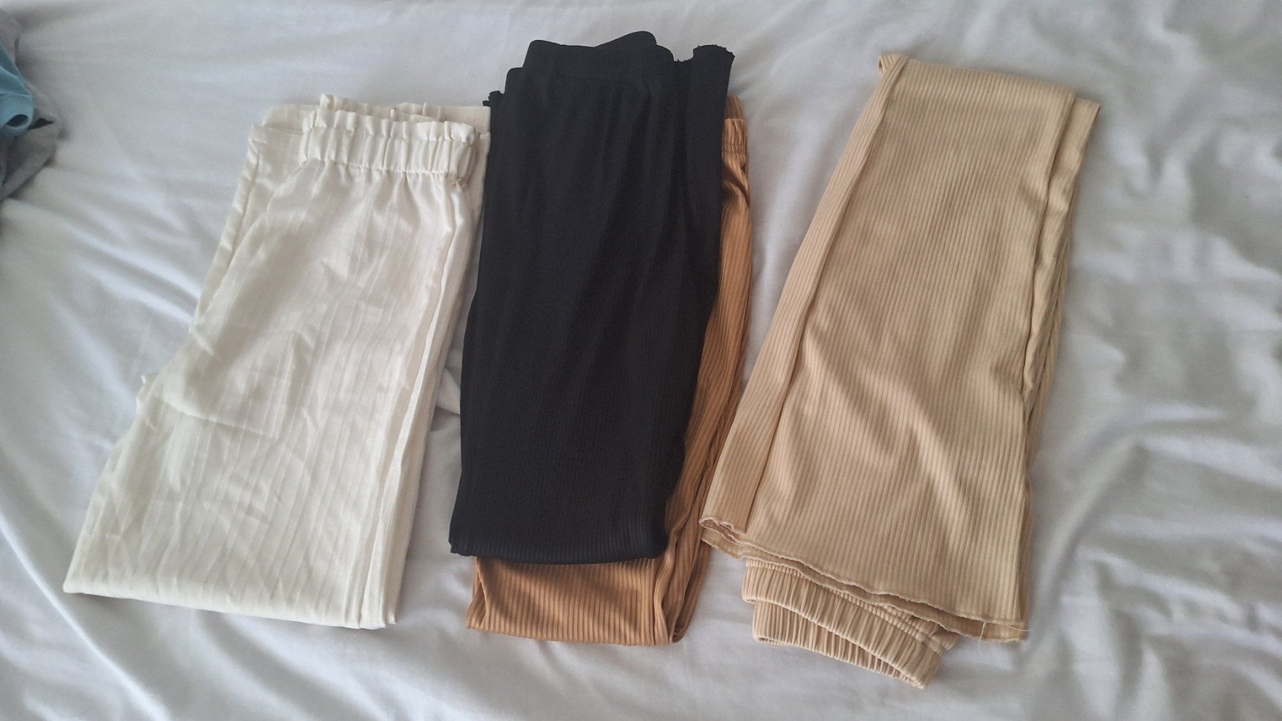 Shein Pantaloni: 4x hose 11-12jahre mädchen – Usato da Schötz venduto da mar_dri 1