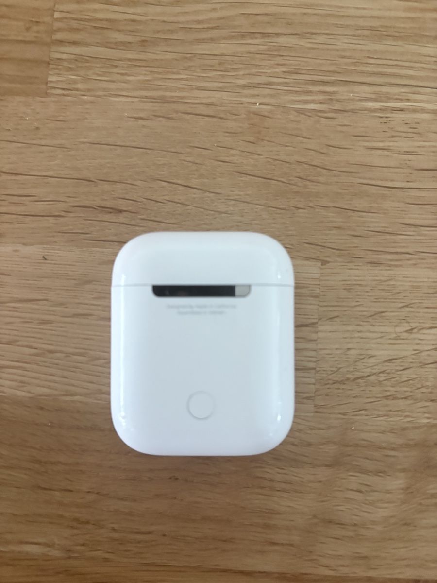 Apple Kopfhörer: Airpods 1Gn – Defekt aus Therwil von OdvalaV2 2