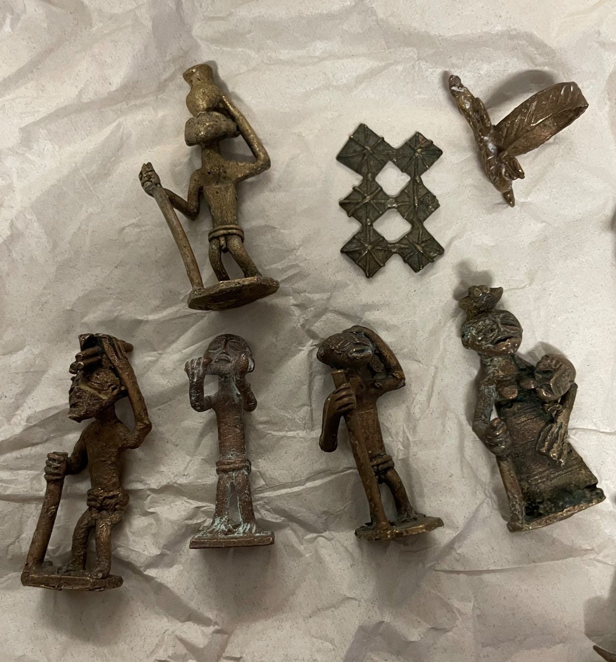 Figuren: Kleine Figuren aus Messing – Gebraucht aus Schlieren von  2