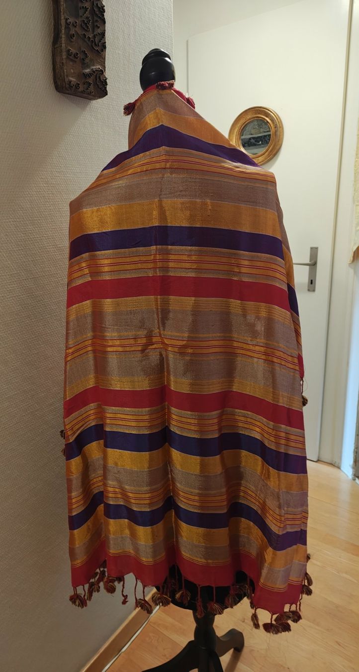 Foulards, Tücher & Schals: Seidenschal – Neu (gemäss Beschreibung) aus Schaffhausen von sim_j822 1