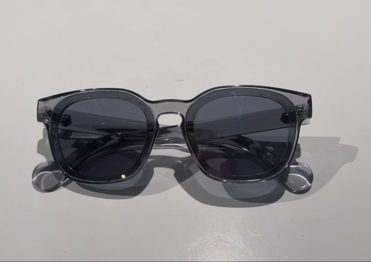Moncler Occhiali & Lenti: Moncler Sonnenbrille – Usato da Zürich venduto da badwithusernames 1