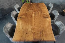 Holztisch aus Eiche
