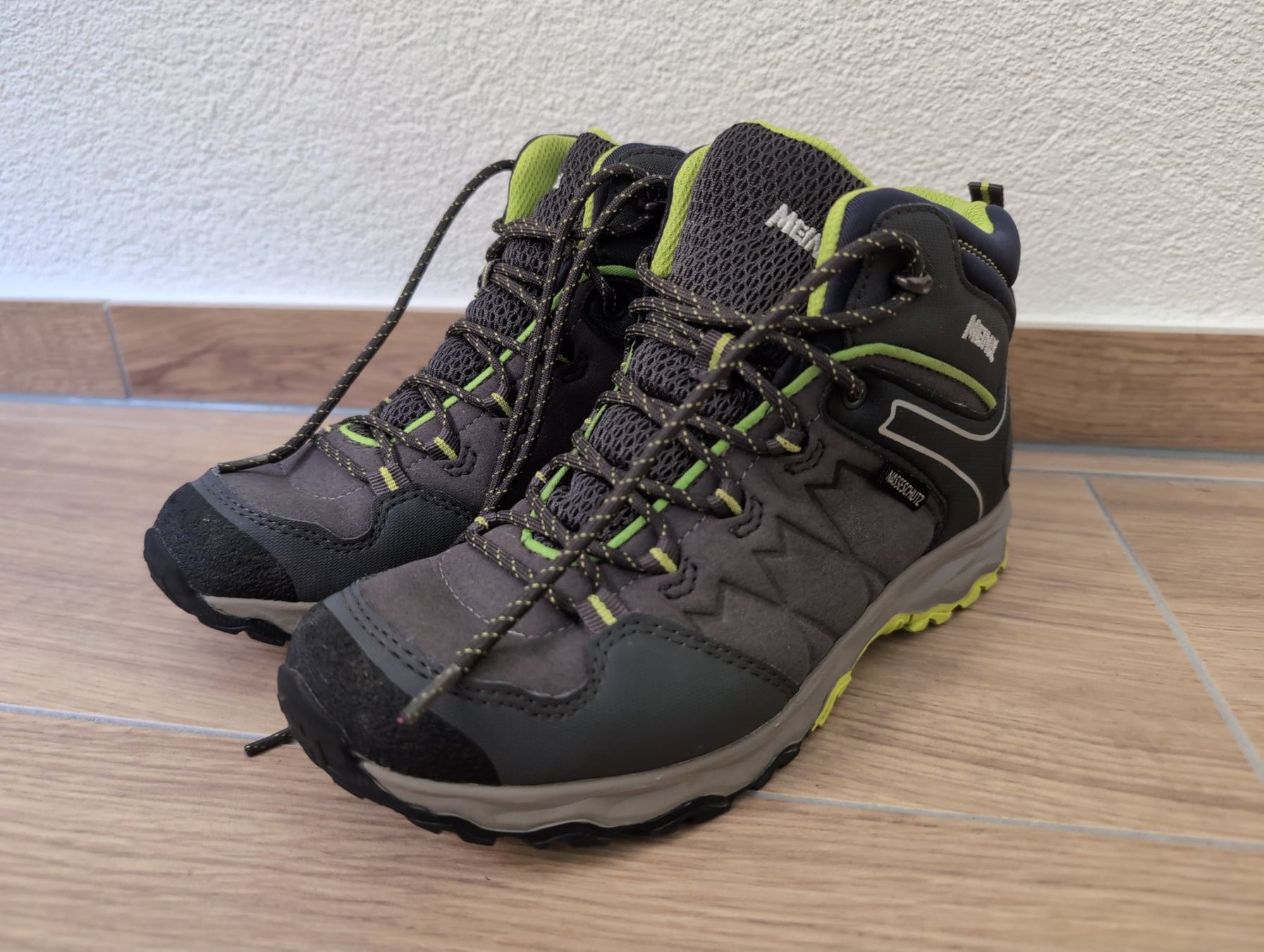 Meindl Damenschuhe: Meindl Wanderschuhe, Grosse 36, Fast wie neu – Gebraucht aus Morschach von be_la 6