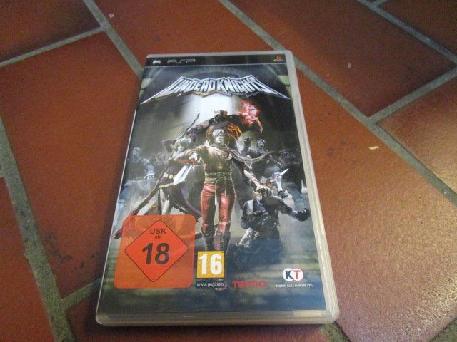 Giochi: Undead Knights PSP – Usato da Olten venduto da Disc-Ausverkauf