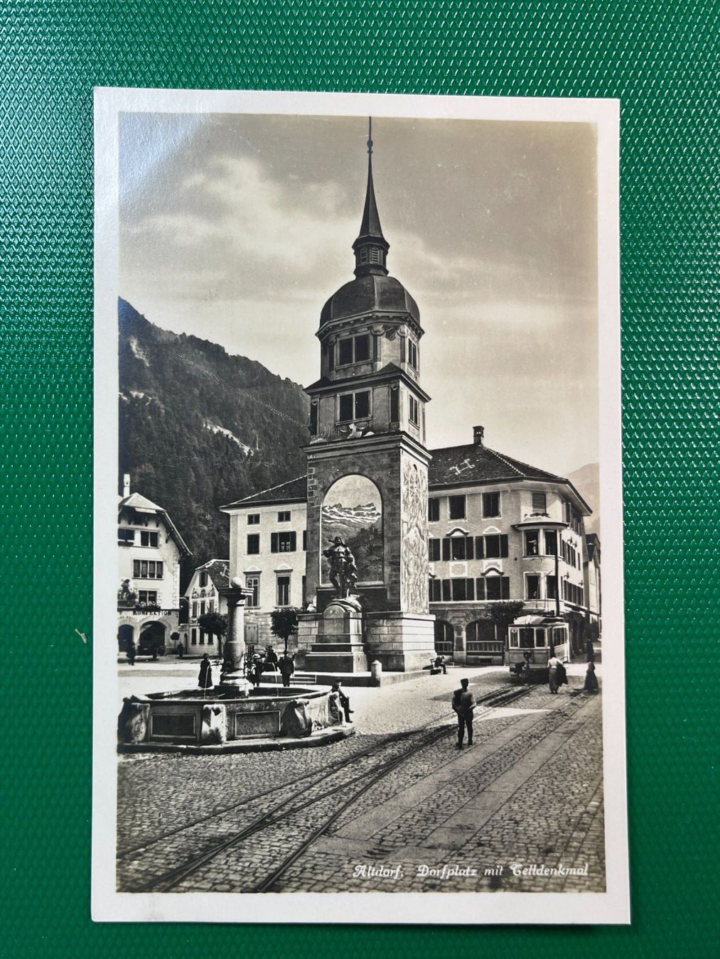 Cartoline postali: Altdorf - Dorfplatz mit Telldenkmal – Usato da Steg VS venduto da _vinci_
