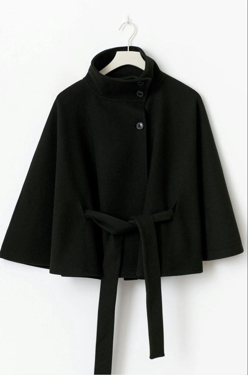Autres vêtements femmes: Black Cape with Belt Size S New – Neuf (Voir description) à  par  2