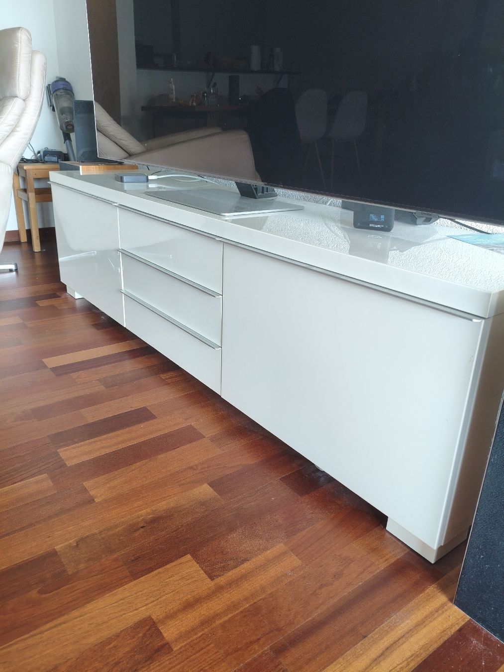 Ikea TV Möbel: Fernseh/TV Möbel IKEA – Gebraucht aus Wetzikon ZH von pas_7htc