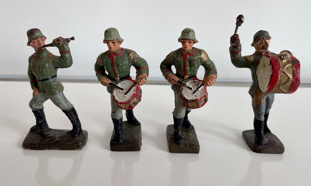 4x Spielzeugfiguren Lineol Wehrmacht WWII 1